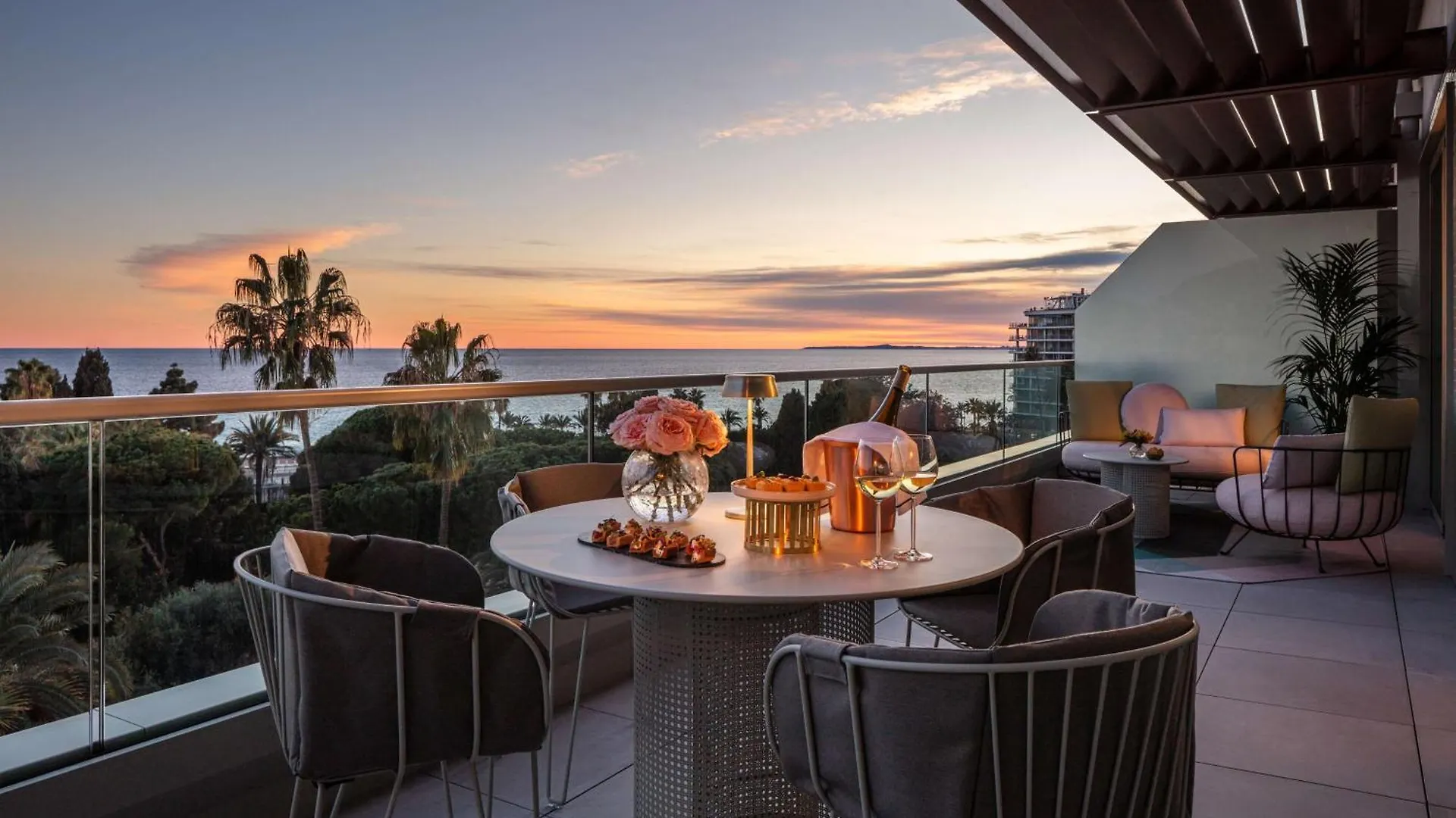 Anantara Plaza Nice Hotel - A Leading Hotel Of The World