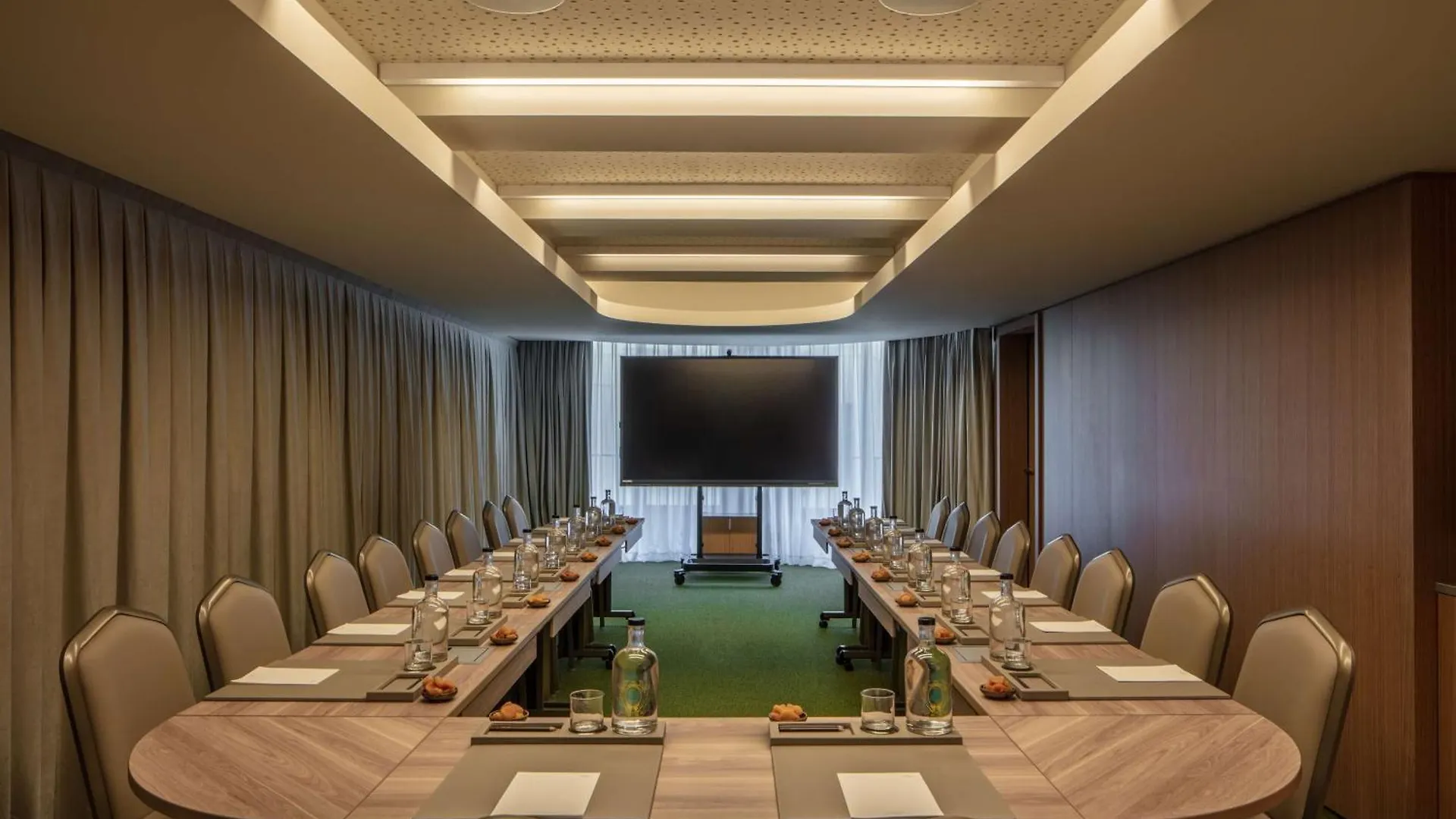 Anantara Plaza Nice Hotel - A Leading Hotel Of The World Франция