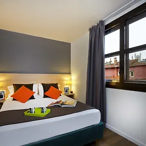citadines-presquile-lyon.hotels-rhonealpes.com/